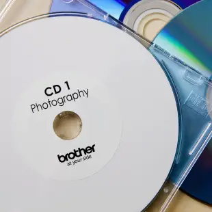 Etykiety CD/DVD Brother DK-11207 DK11207 do serii QL
